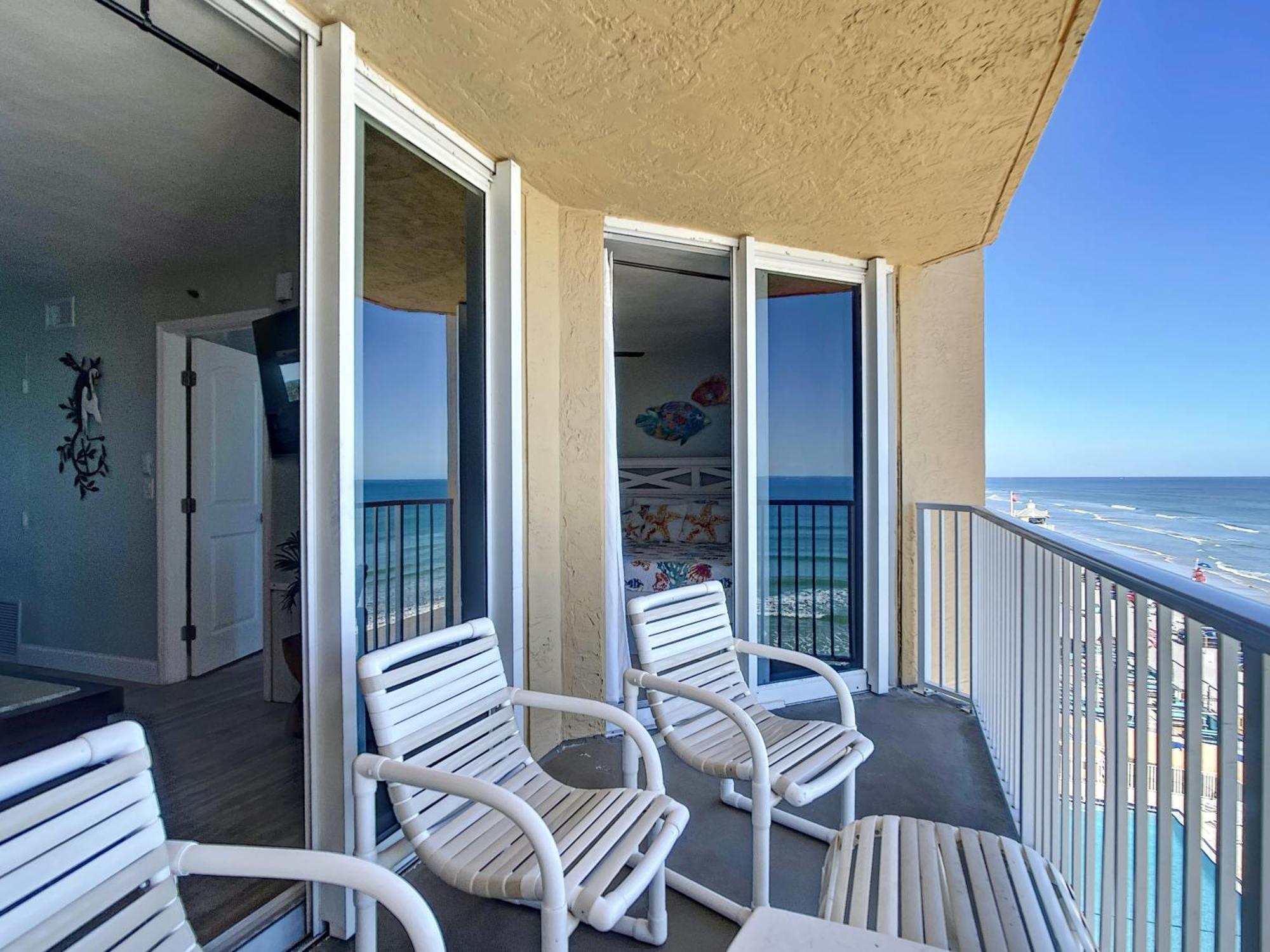 ニュー・スマーナ・ビーチ Oceanfront Balcony, Pool, Bbq, Steps To Flagler Aveヴィラ エクステリア 写真